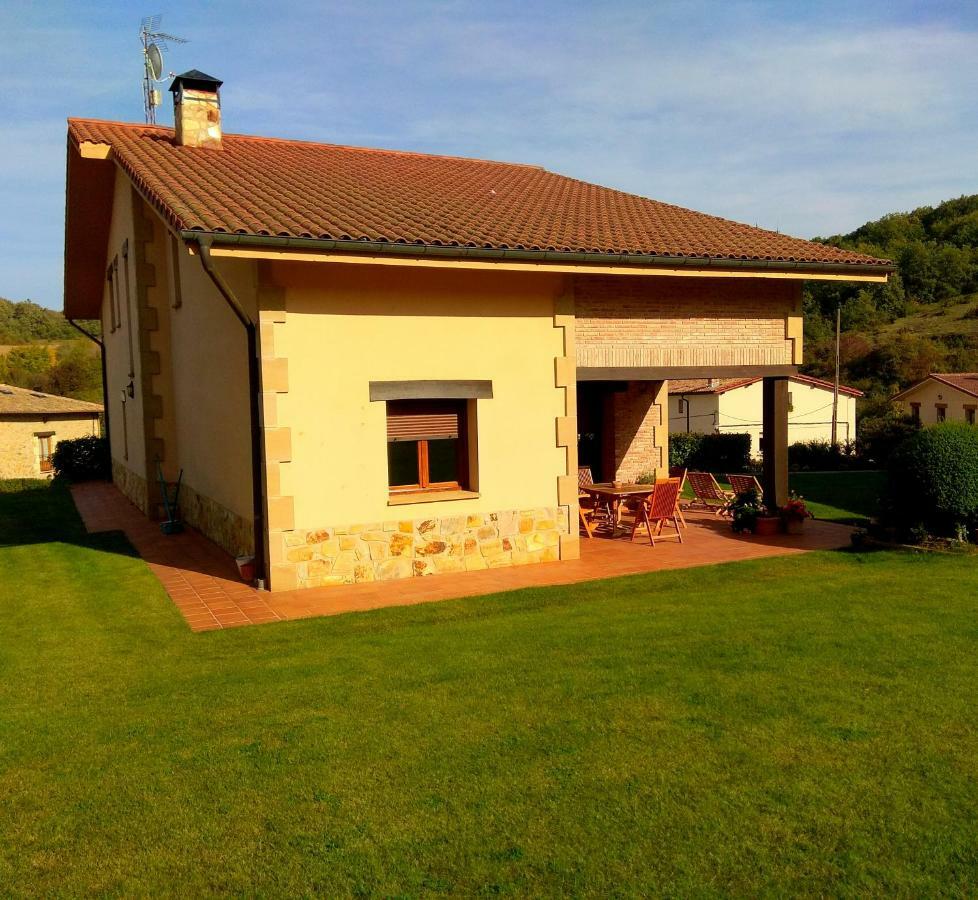 El Chalet Del Golf Urturi Esterno foto
