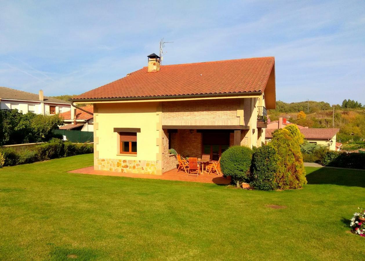 El Chalet Del Golf Urturi Esterno foto